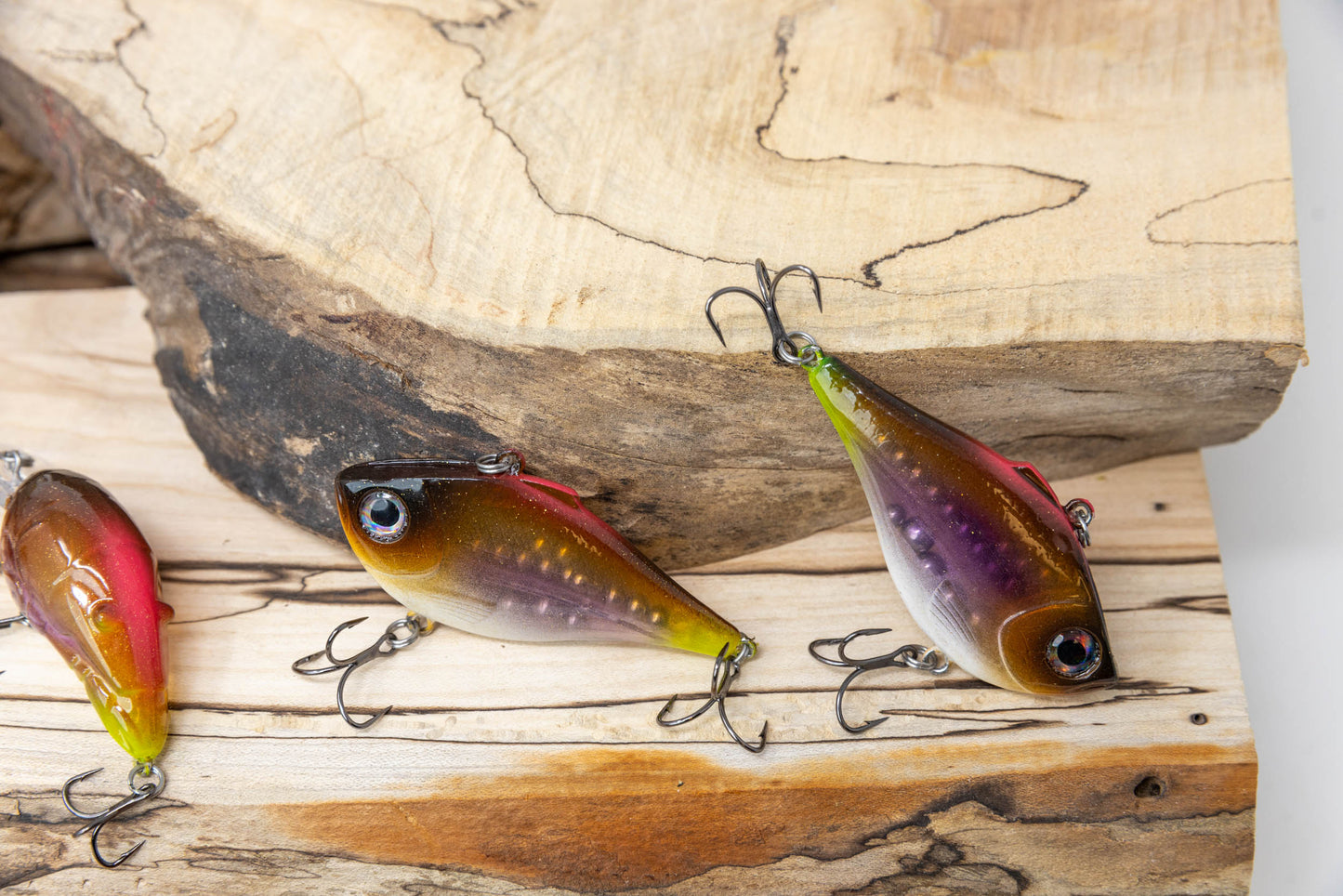 2.75 LIPLESS CRANKBAIT ( SECRET SAUCE - PINK FLASH )