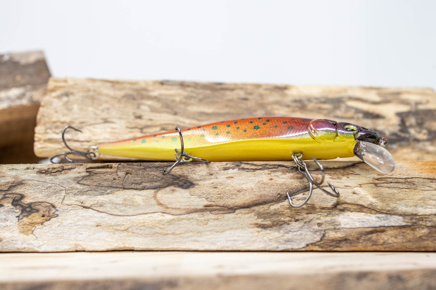 ONE10 JERKBAIT (HOLOGRAPHIC CHEETO)