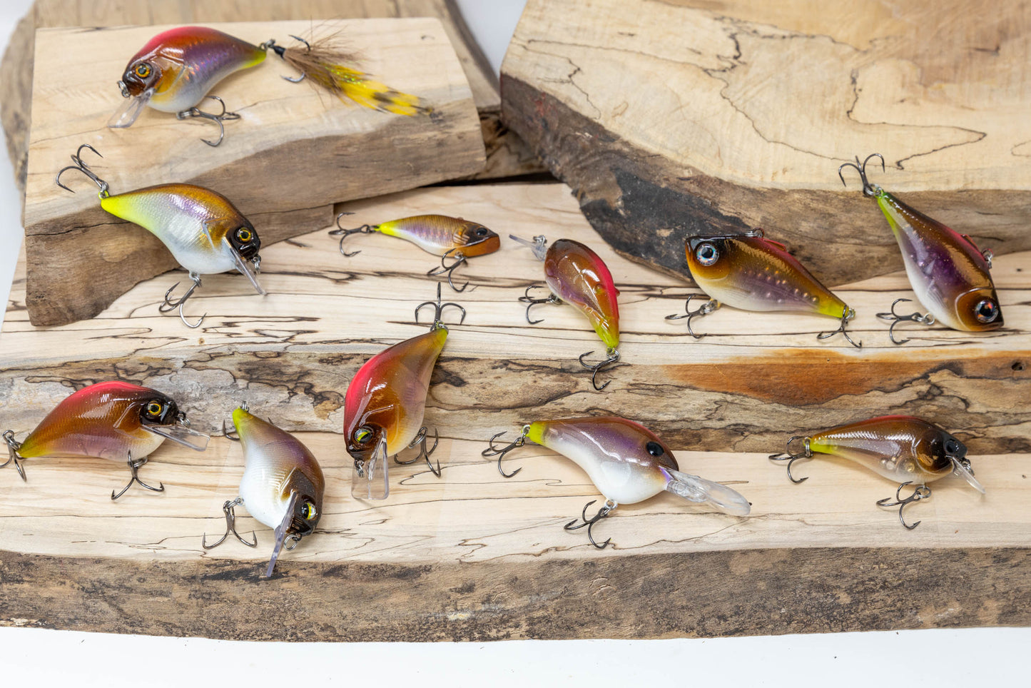2.75 LIPLESS CRANKBAIT ( SECRET SAUCE - PINK FLASH )